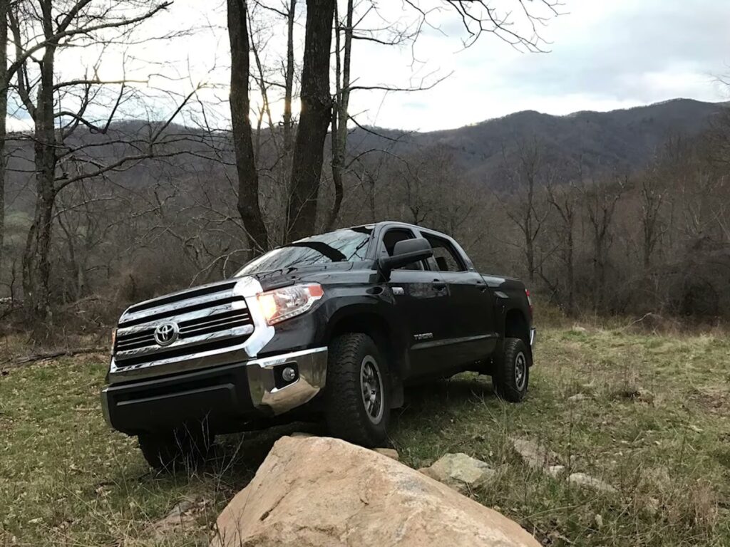 Exploring the Appalachian Mountains at Dream Rock Silo